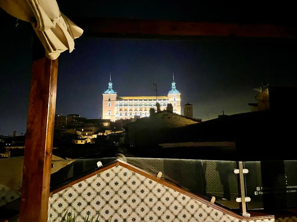 APARTMENT DELUXE TWO BEDS Room, Cason De Los Lopez Apartments, Madrid