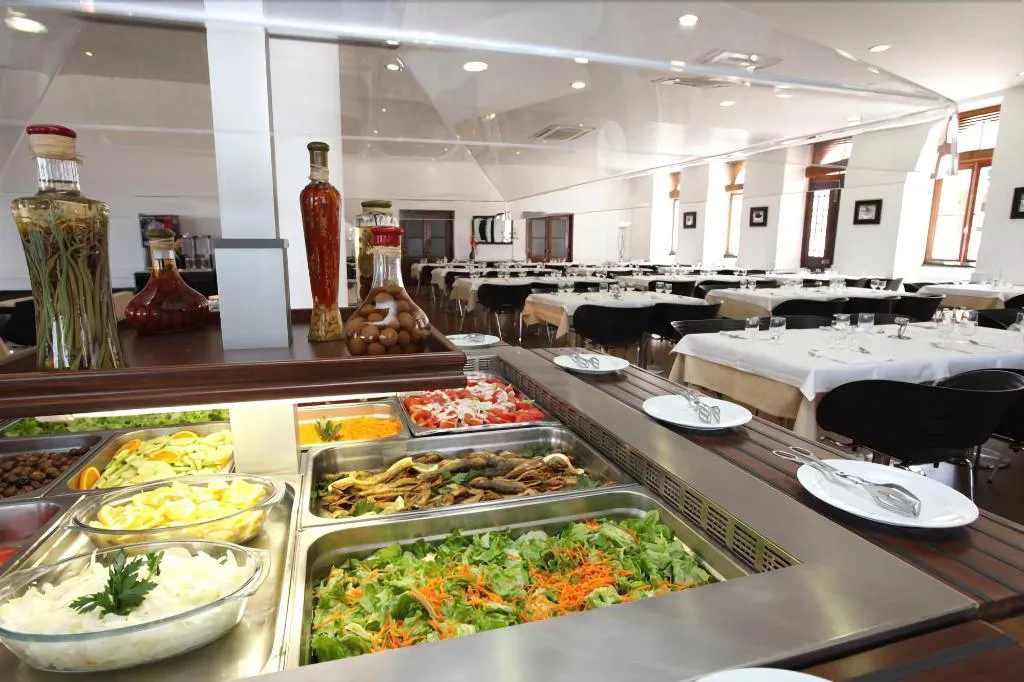 Restaurant, Inatel Luso, Porto