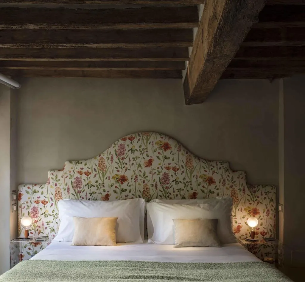 Room, Ottantotto Firenze, Florence