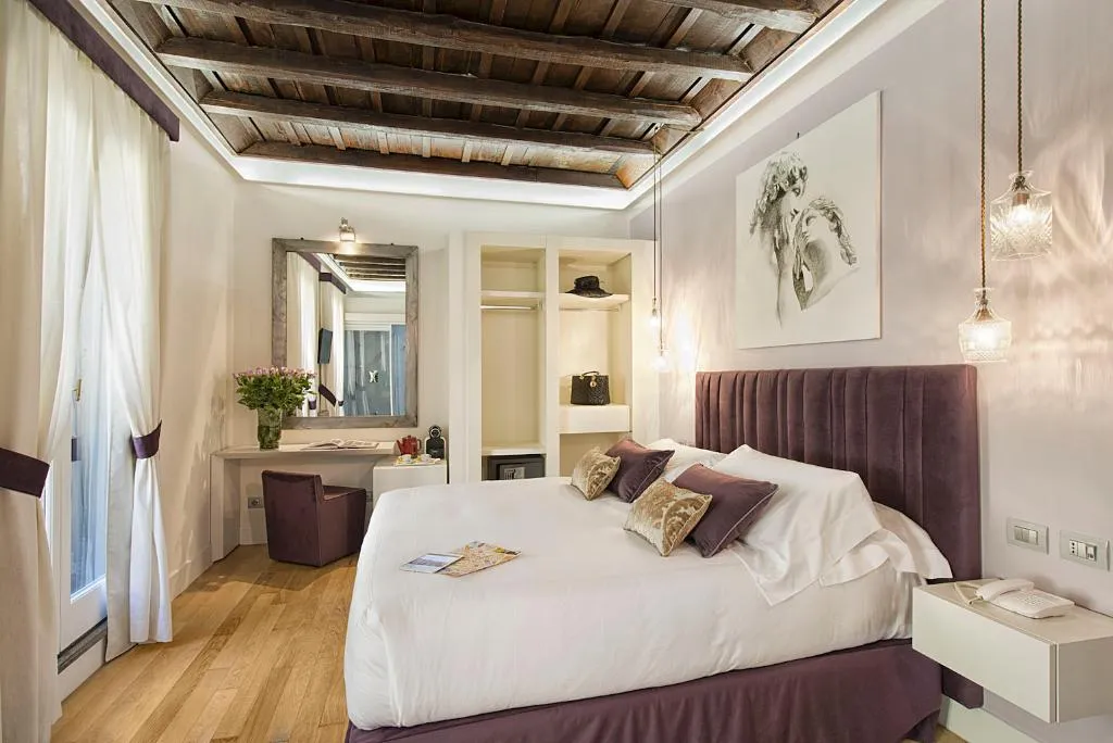 DOUBLE SUPERIOR WITH BALCONY Room, Domus Libera, Rome
