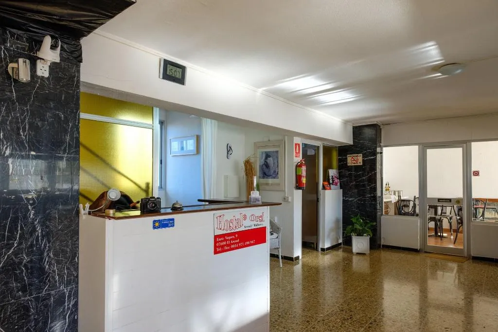 Lobby, Hostal Orsi, Majorca
