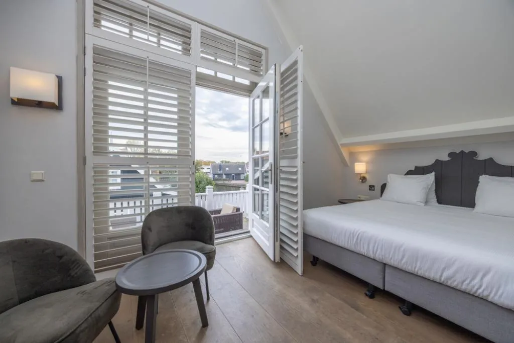 JUNIOR SUITE WITH BALCONY Room, Fletcher Hotel-Restaurant Nautisch Kwartier, Amsterdam