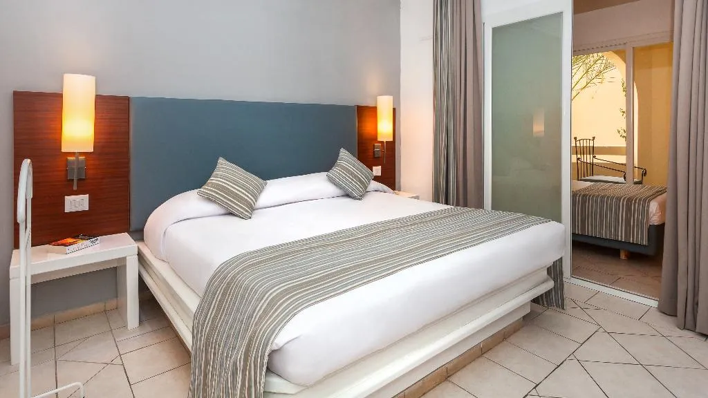 TRIPLE STANDARD Room, Djerba Aqua Resort, Tunisia
