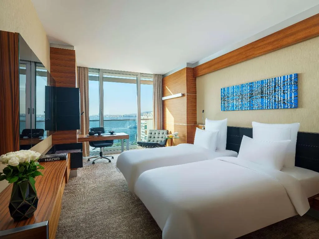 DOUBLE CITY VIEW KING BED Room, Swissotel Buyuk Efes Izmir, Izmir