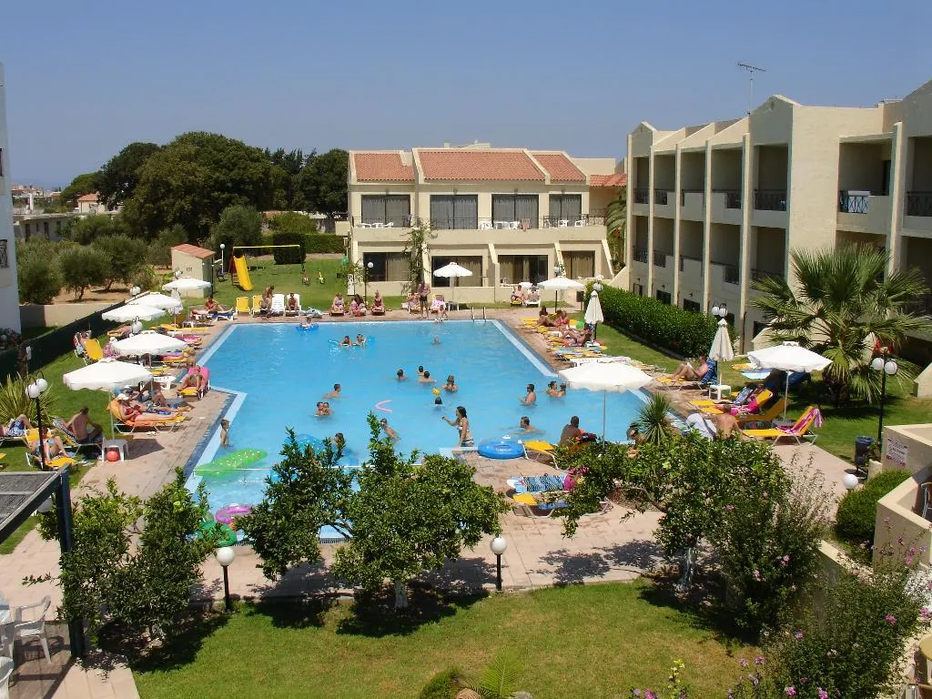Pool, Summerland, Rhodes