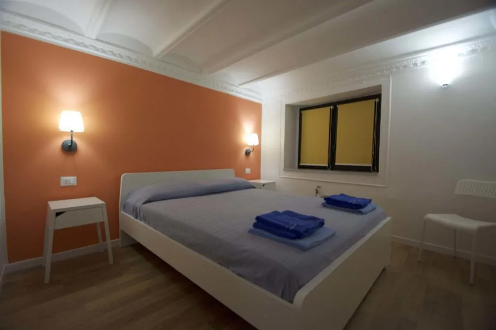 Room, B&B Home Maletto, Palermo