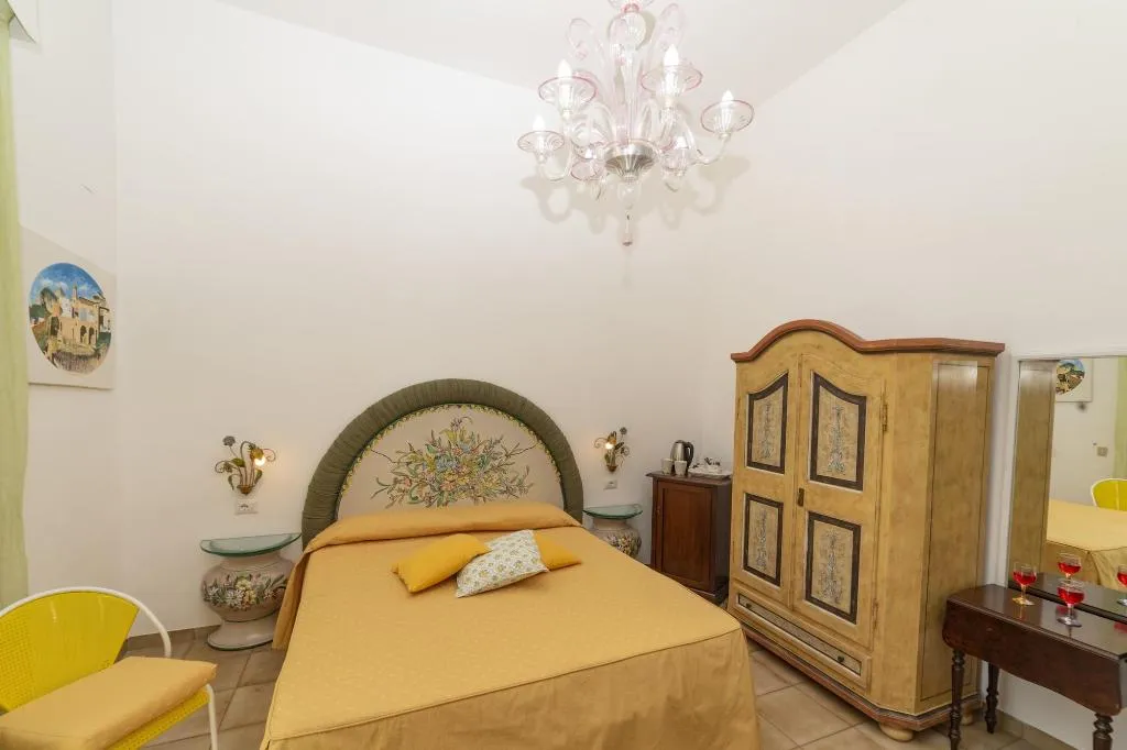 Room, Casa Teresa, Naples