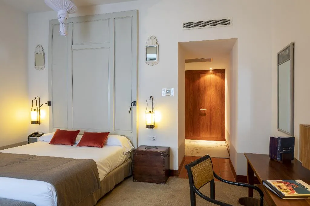 DOUBLE SUPERIOR Room, Parador de la Granja, Madrid