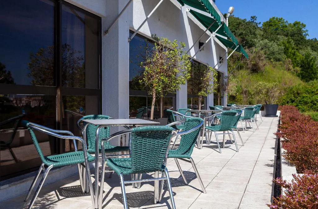 Terrace, D. Luis - Coimbra, Porto