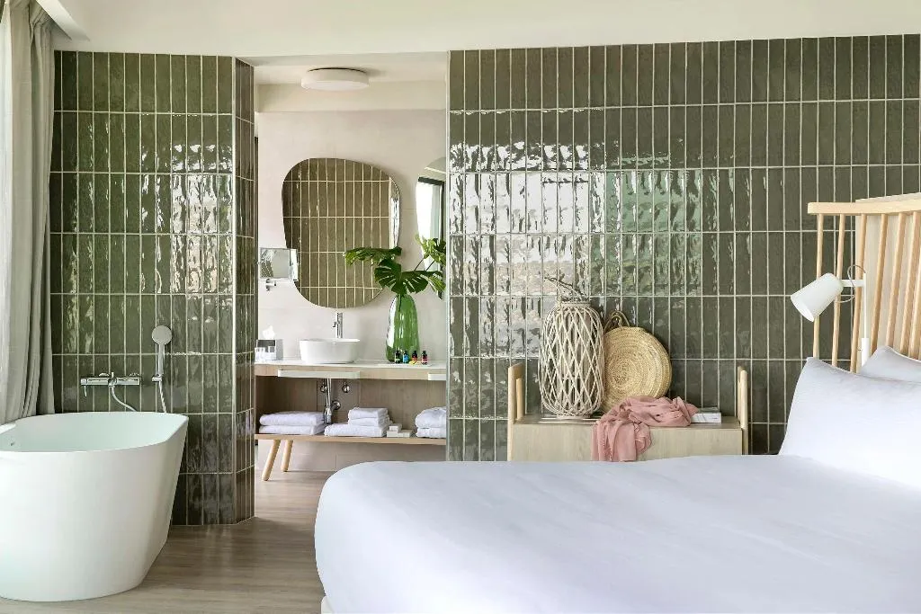 SUITE SEA VIEW Room, ME Sitges Terramar, Costa Brava