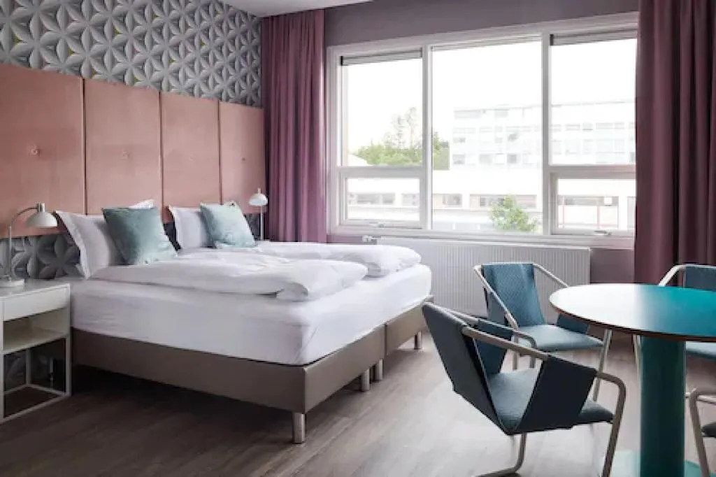 TRIPLE WITH KITCHENETTE Room, Oddsson Hotel, Reykjavik
