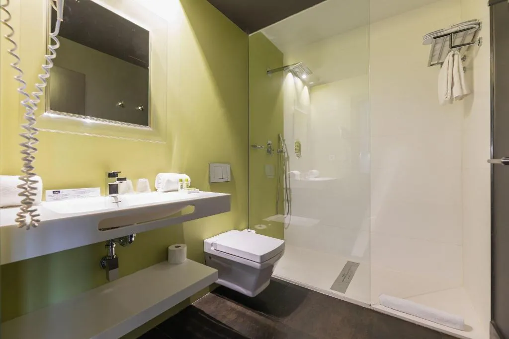 SUITE ONE BED Room, Myr Plaza Mercado & Spa, Valencia