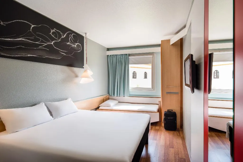 Room, Ibis Sevilla, Seville