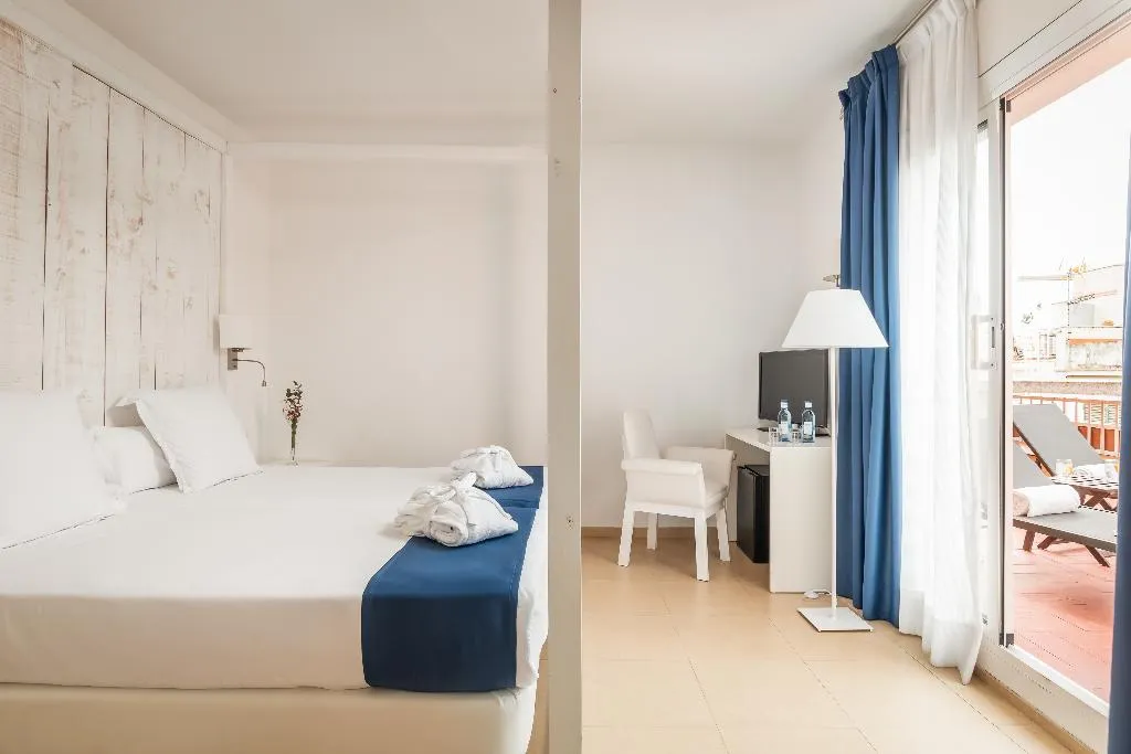 Double or Twin WITH TERRACE Room, Medium Sitges Park, Costa Brava