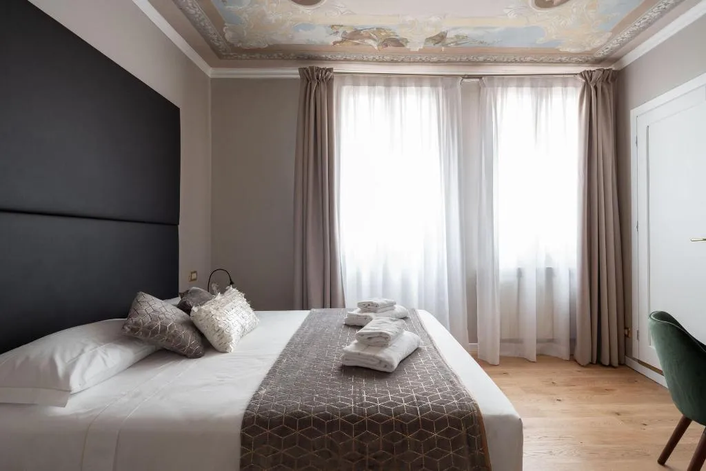 Room, Hotel Herion, Venice