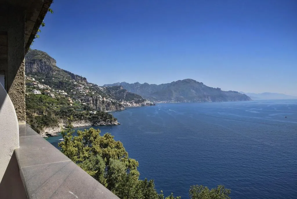 TWIN SEA VIEW WITH BALCONY Room, Belvedere, Naples