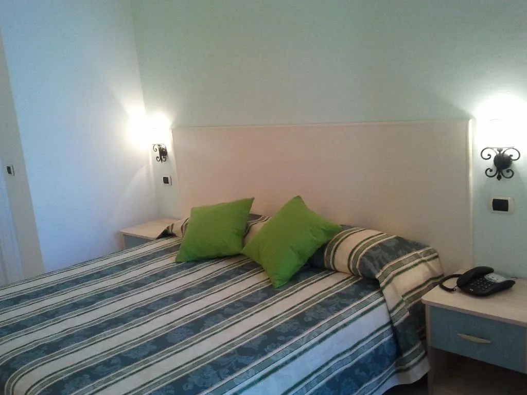 Double or Twin GARDEN VIEW Room, Jonic Hotel Mazzarò, Taormina