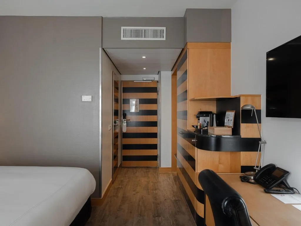 Room, Swissotel Amsterdam, Amsterdam