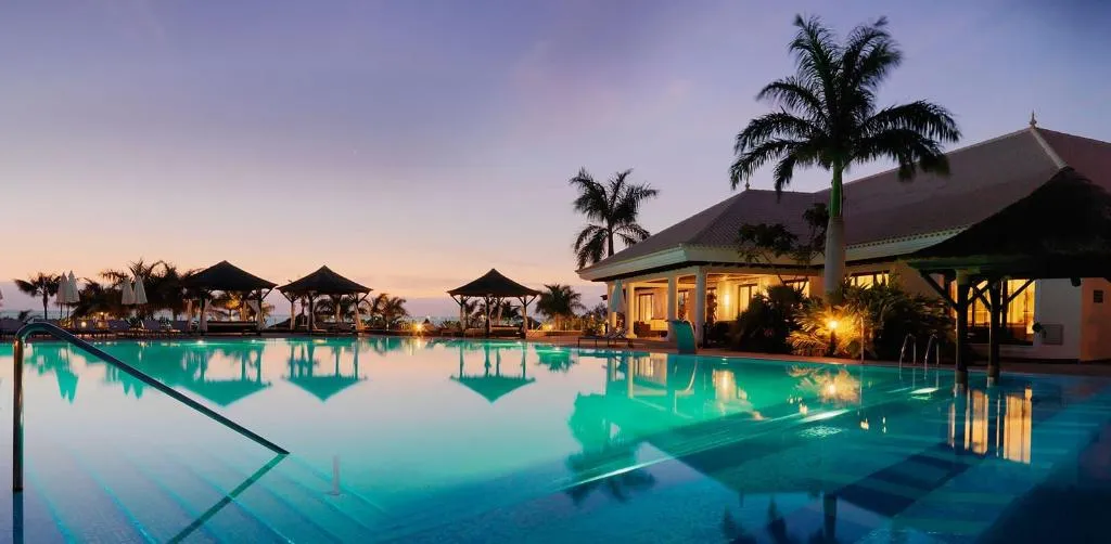 Pool, Redlevel At Melia Palacio De Isora, Tenerife