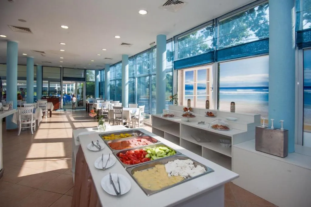 Restaurant, Black Sea Star, Bourgas