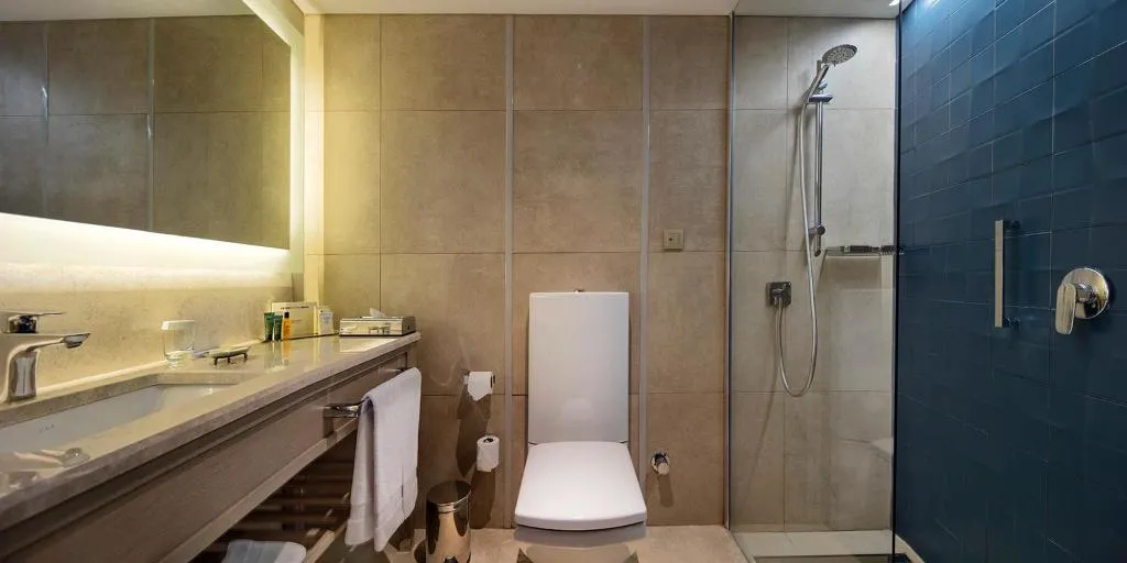 TRIPLE BAY VIEW Room, Hilton Izmir, Izmir