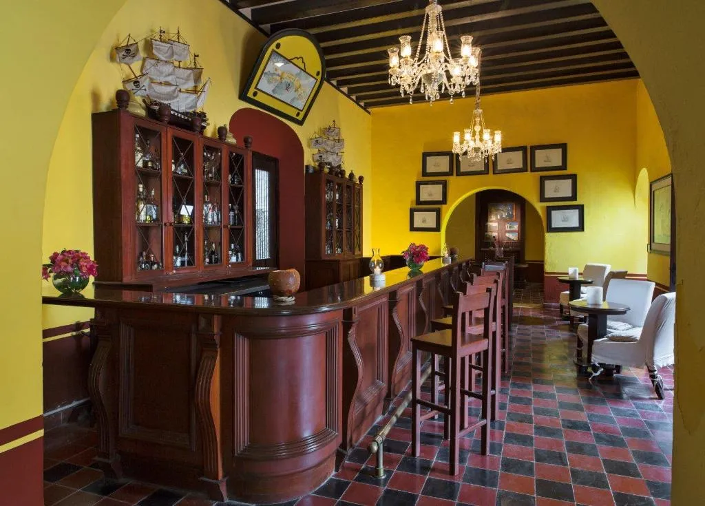 Bar, Hacienda Puerta Campeche, Cancun Area