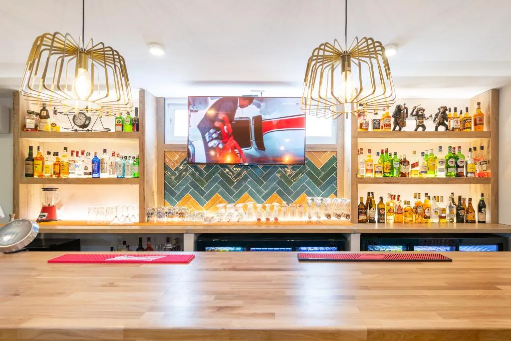 Bar, Zen airport, Costa Del Sol