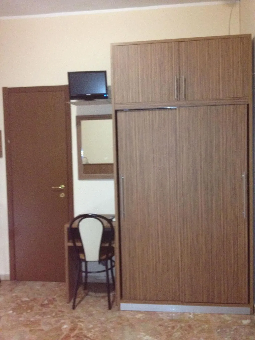 Room, Hotel York, Milan