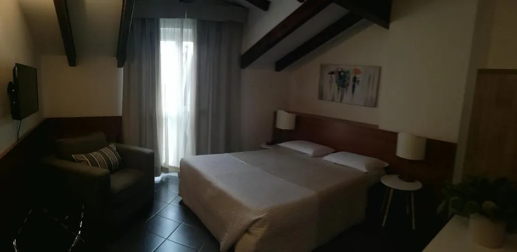 DOUBLE STANDARD Room, Bert Hotel, Milan