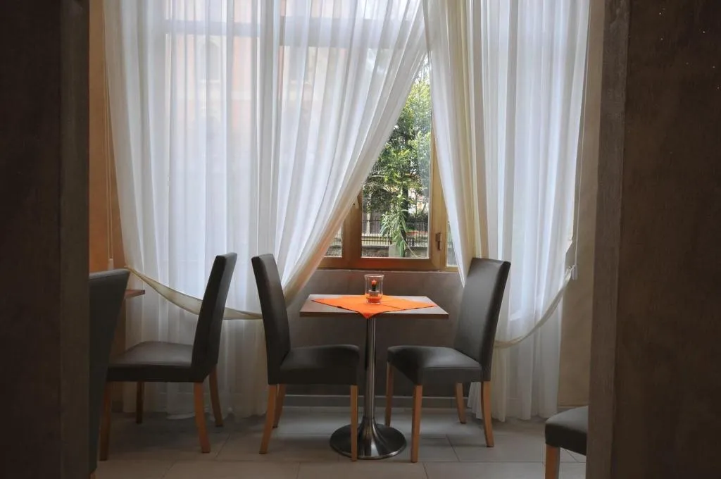 Restaurant, Hotel Montecarlo, Milan