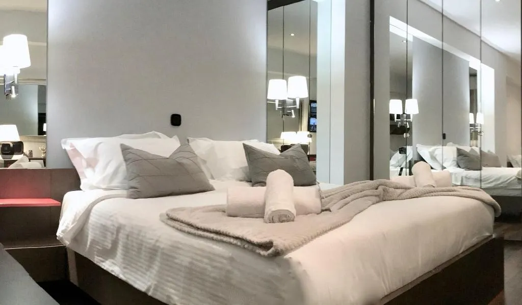 Room, Athens Luxury Suites, Athens