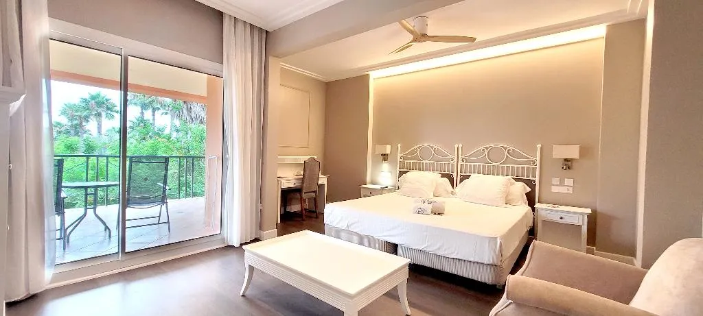 Double or Twin DELUXE Room, Hotel Alicante Golf, Costa Blanca