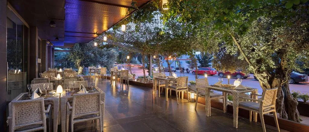 Restaurant, DoubleTree by Hilton Kusadasi, Izmir