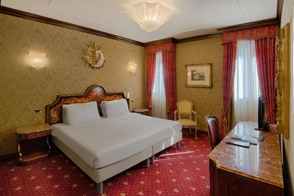 Double or Twin SUPERIOR Room, NH Venezia Santa Lucia, Venice