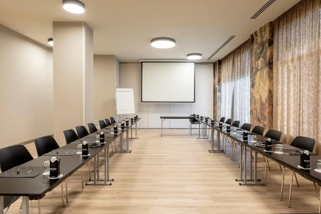 Conferences, Acta Piramides, Madrid