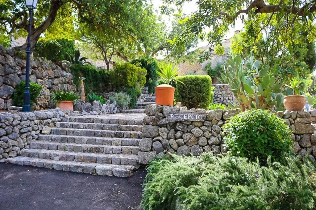 General view, Finca Hotel Es Castell, Majorca