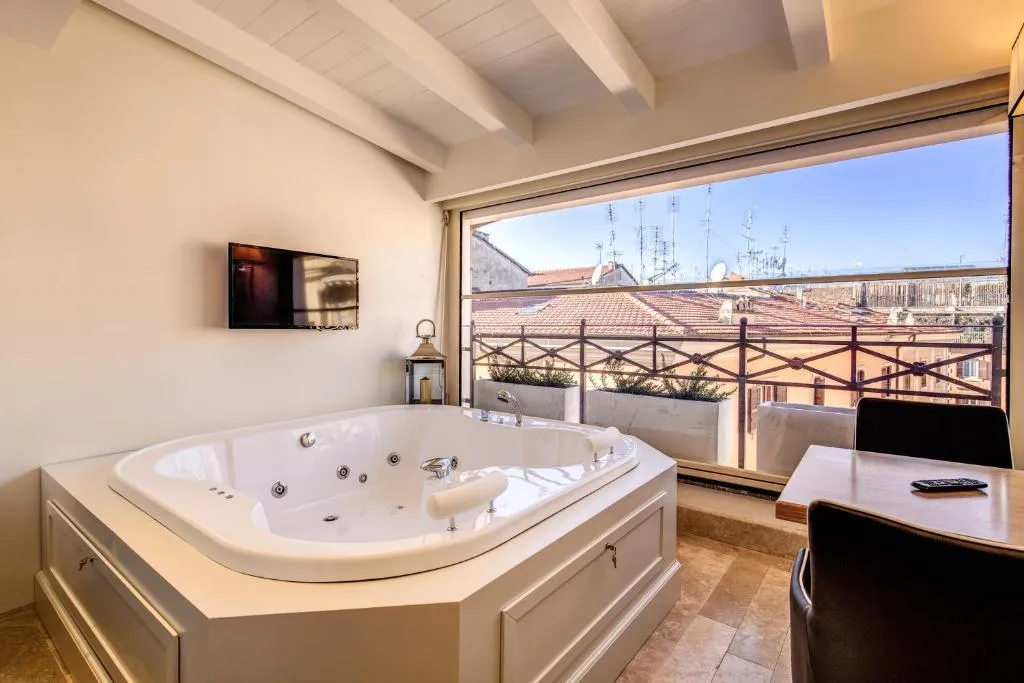 SUITE STANDARD Room, Hotel Domus Mea, Rome