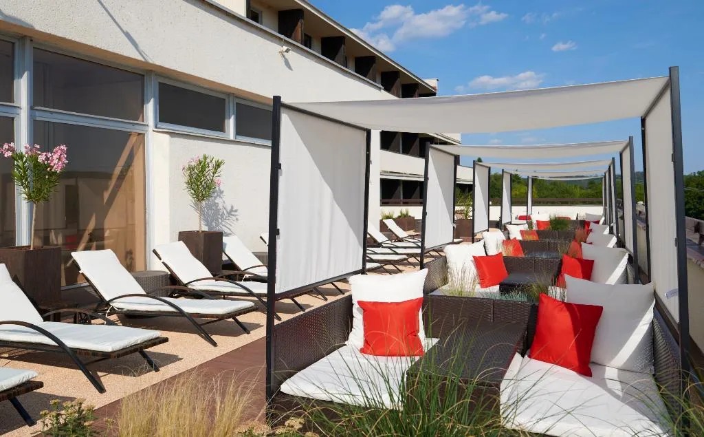 Sports and Entertainment, OREA Resort Santon, Prague