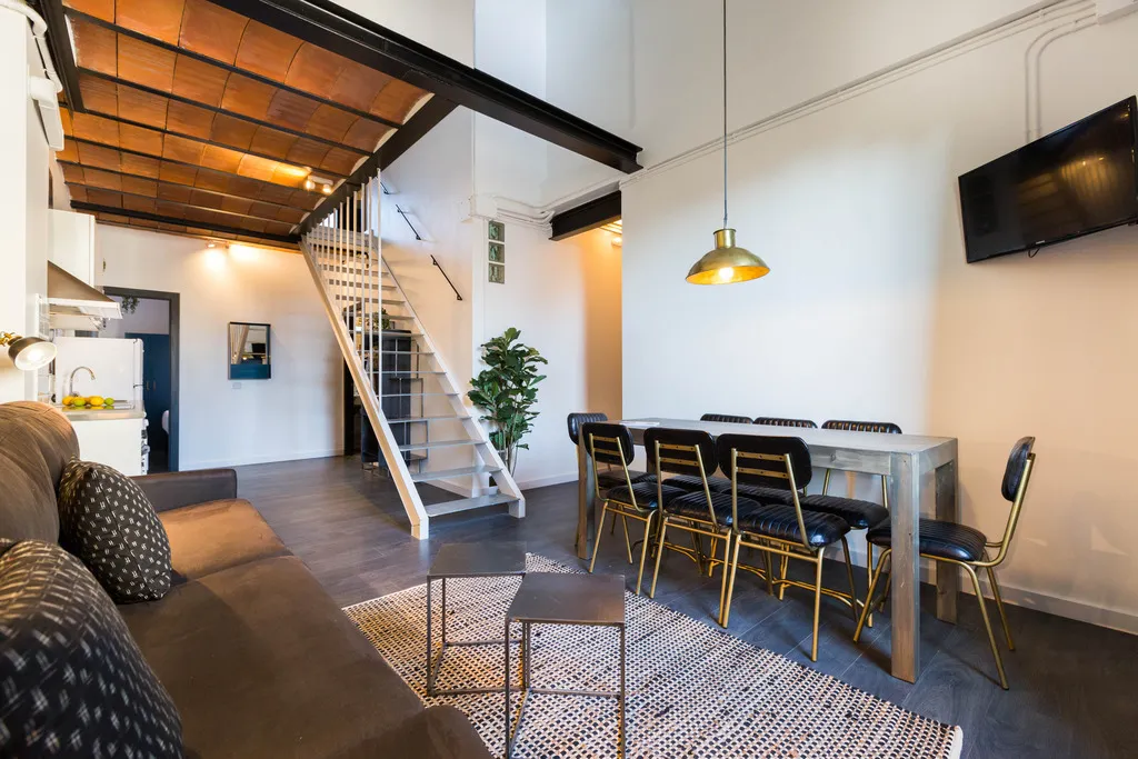 APARTMENT THREE BEDROOMS Room, La Mare by The Streets, Barcelona
