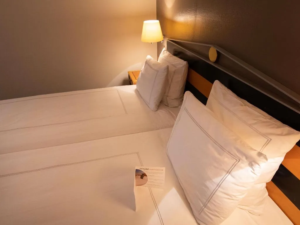 TWIN CLASSIC Room, Swissotel Amsterdam, Amsterdam