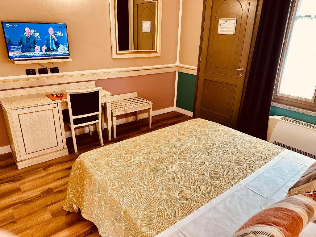 Room, Hotel Malpensa Inn, Milan