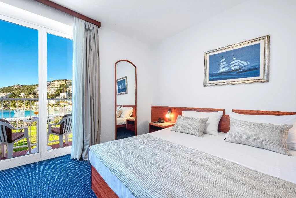 DOUBLE SEA VIEW WITH BALCONY Room, Komodor, Dubrovnik