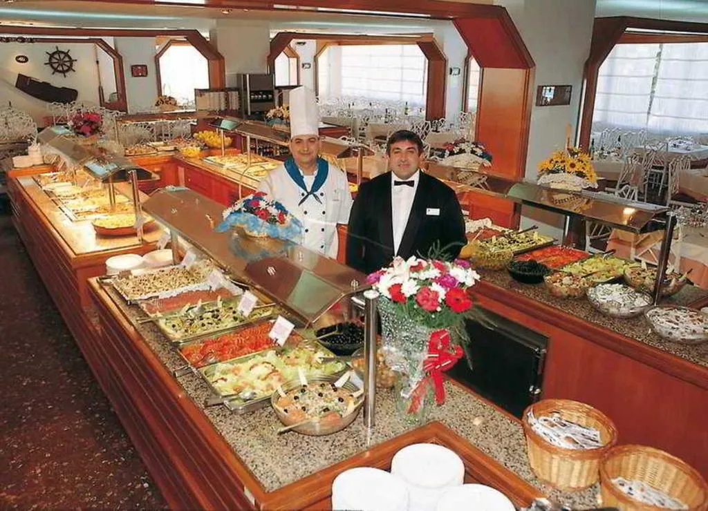 Restaurant, GHT Aquarium & Spa, Costa Brava
