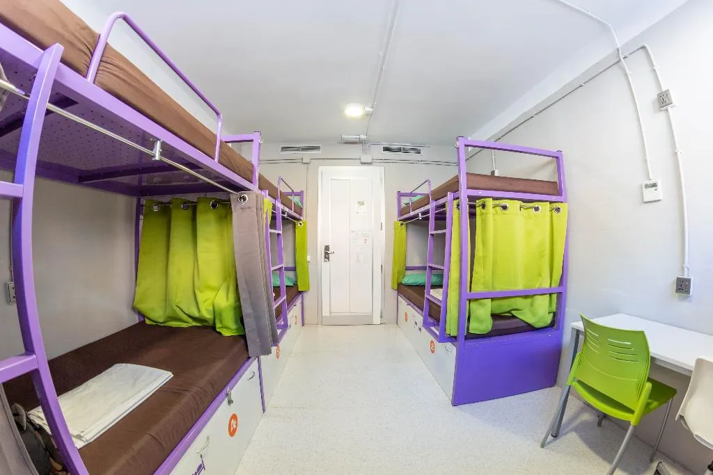 Room CAPACITY 6 ONE BEDROOM Room, Scout Madrid Hostel, Madrid