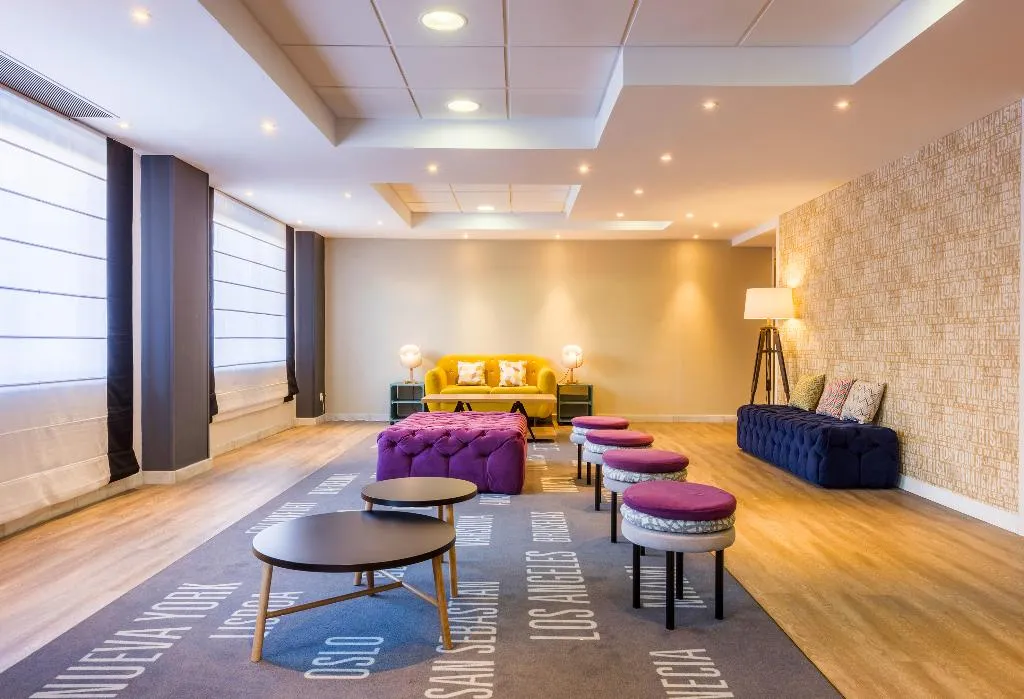 Lobby, Hotel Madrid Centro Affiliated by Meliá, Madrid