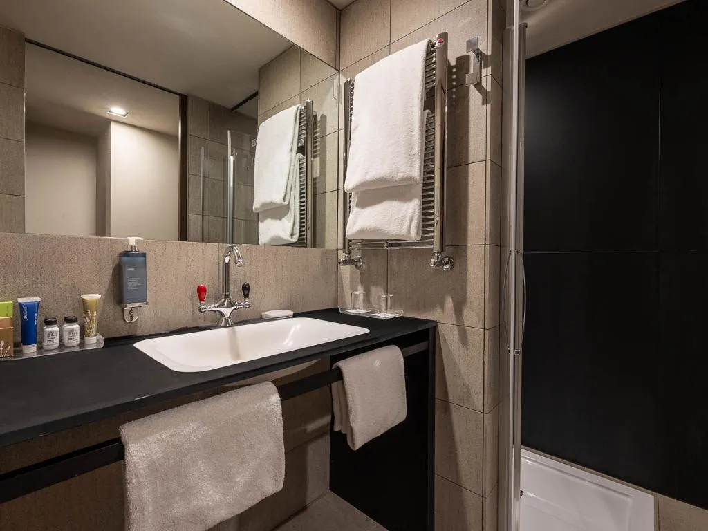 JUNIOR SUITE TWO BEDS Room, iH Hotels Milano Ambasciatori, Milan