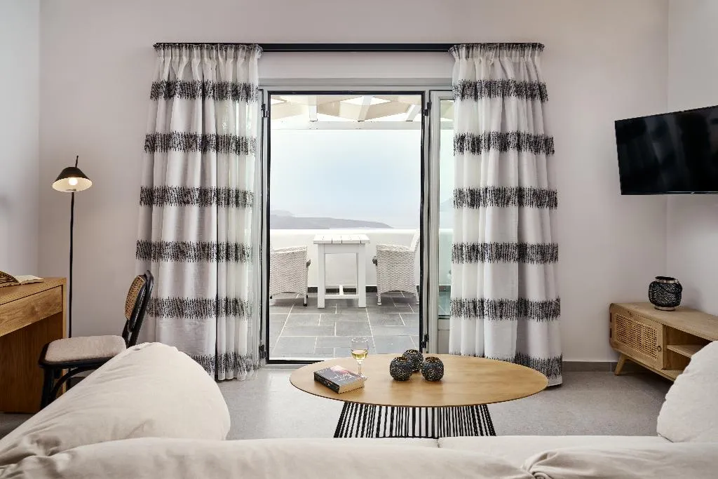 Room EXECUTIVE SEA VIEW Room, Agali Houses, Santorini