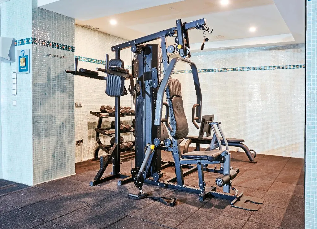 Sports and Entertainment, Prestige Victoria, Costa Brava