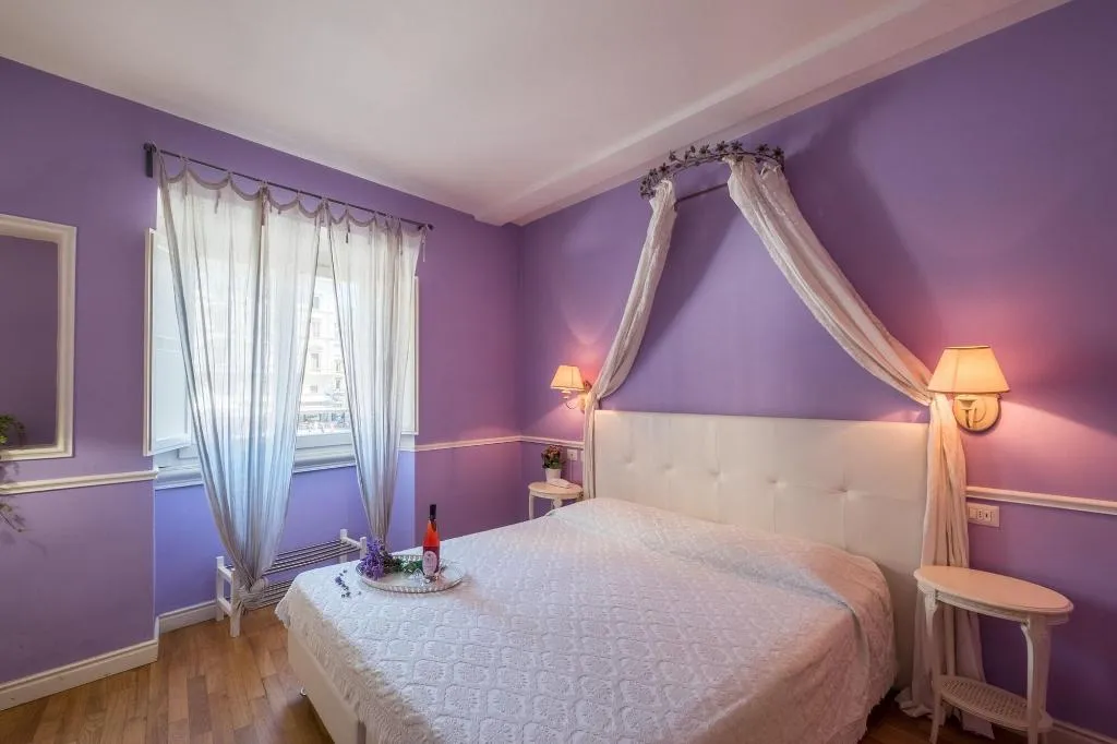Room, B B Emozioni Fiorentine, Florence