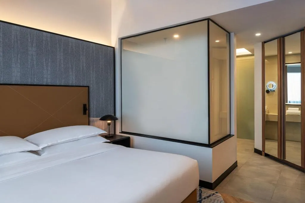 Room, Sheraton Dubai Mall of the Emirates Hotel, Dubai